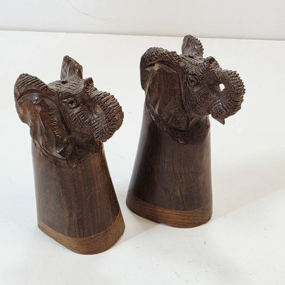 Vintage Wooden Hand Carved Wood Elephant Salt And Pepper Shakers 2.75 inch